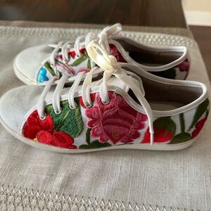 Embroidered Shoes